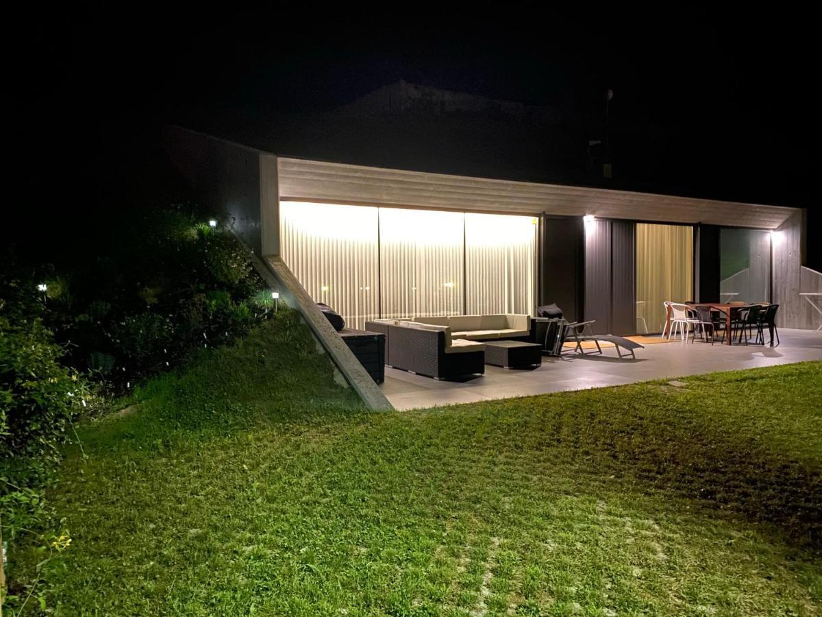 La Casa De Hierba - Casa De Campo De Diseno Con Jardin Y Wifi Cerca De Las Playas De Llanes Luaran gambar